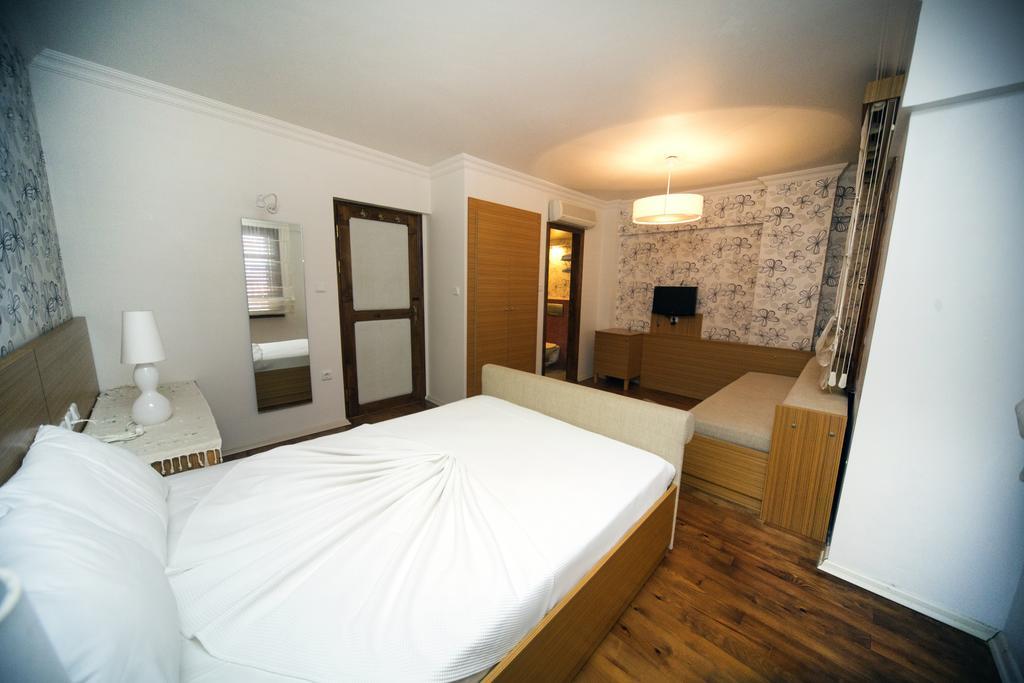 Apollon Hotel 博兹贾阿达岛 外观 照片
